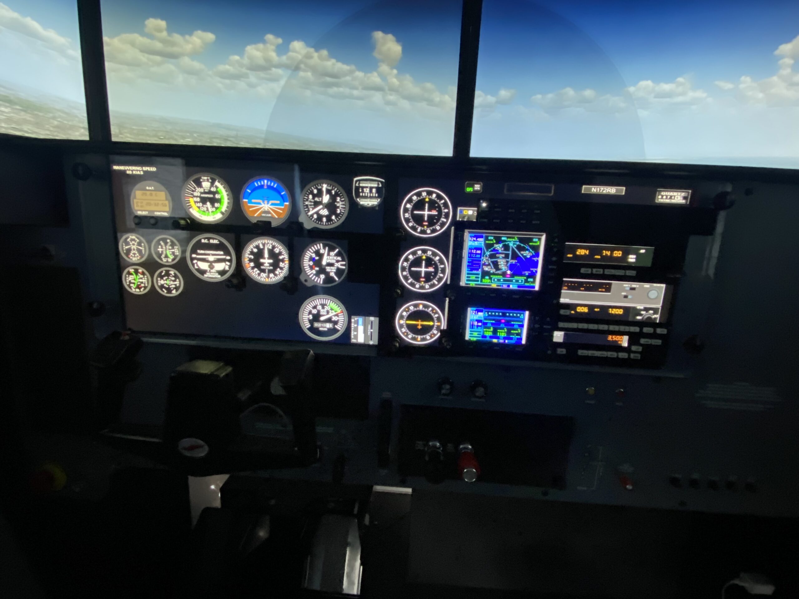 Cessna 172S Full Motion Flight Simulator