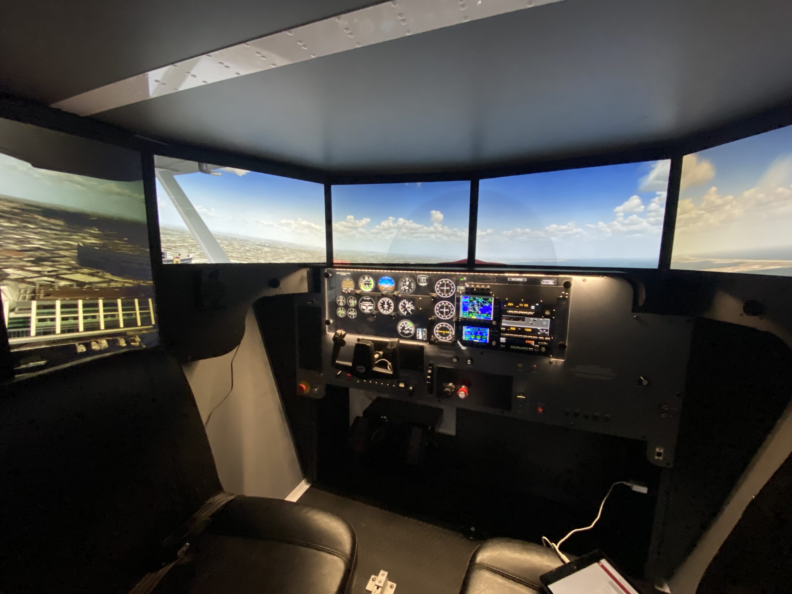 Cessna 172S Full Motion Flight Simulator